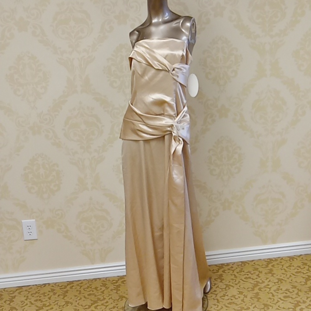 Nwt Rebecca size Large prom dress